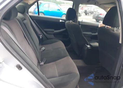 2004 Honda Accord 2.4 Lx z USA, uszkodzony, nr VIN 1HGCM56354A055237